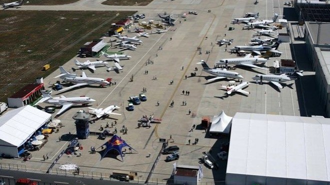 İSTANBUL AIRSHOW 2021'E ERTELENDİ