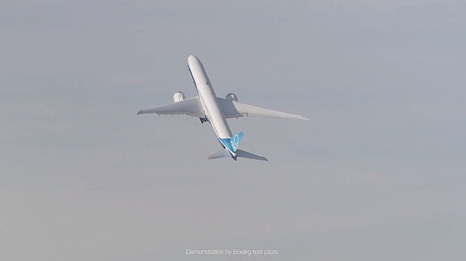 BOEING 777-9 DUBAI'DE GÖRÜCÜYE ÇIKTI