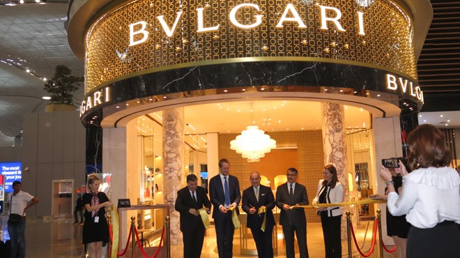 BVLGARI İSTANBUL HAVALİMANI'NDAKİ YERİNİ ALDI