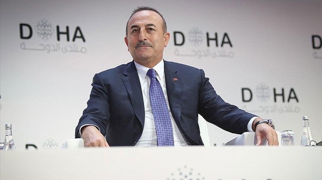 ÇAVUŞOĞLU'NDAN RUS OLİGARKLARA YEŞİL IŞIK