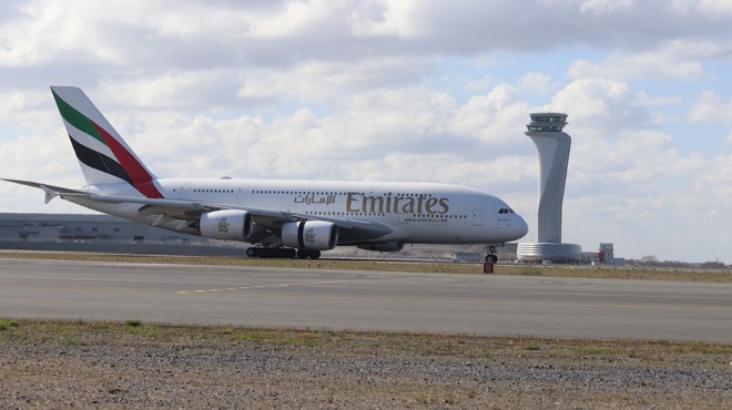 A380’İN ISTANBUL’A İNİŞİ KUTLANDI