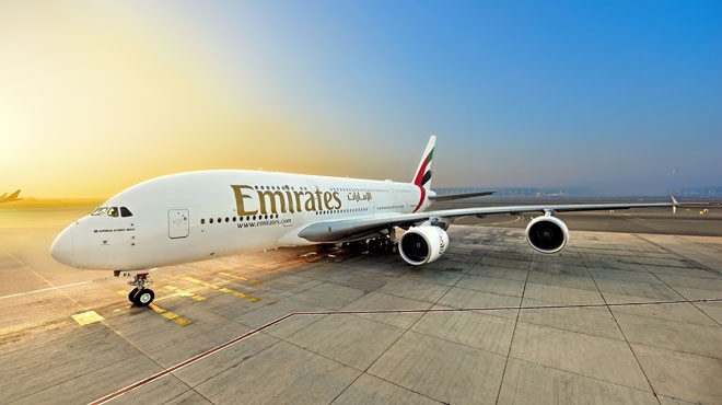 EMIRATES ÜÇ YENİ A380 UÇAĞINDAN İLKİNİ KARŞILADI