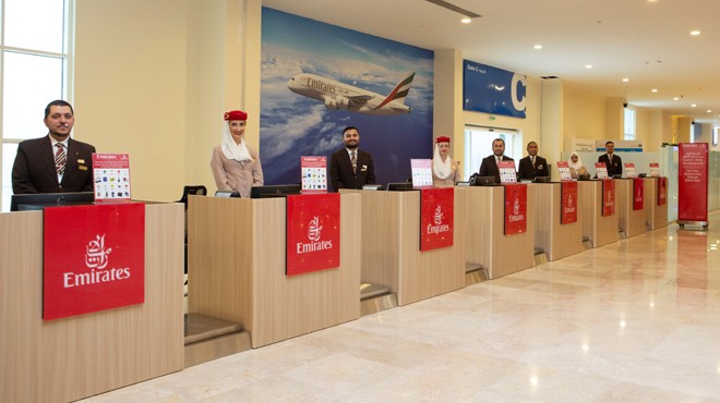 EMIRATES'İN İLK UZAKTAN CHECK-IN KONTUARI