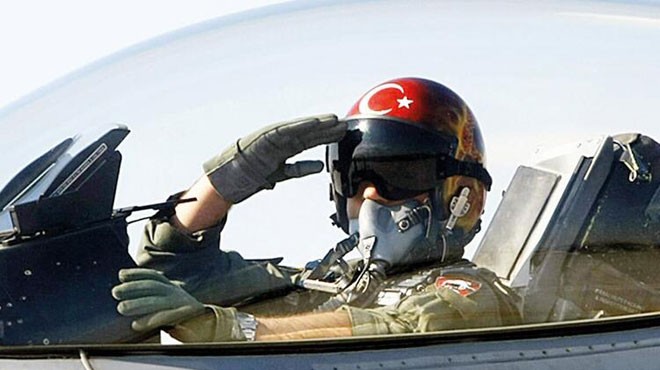 F-16 PİLOTLARINA İLAÇLI KUMPAS