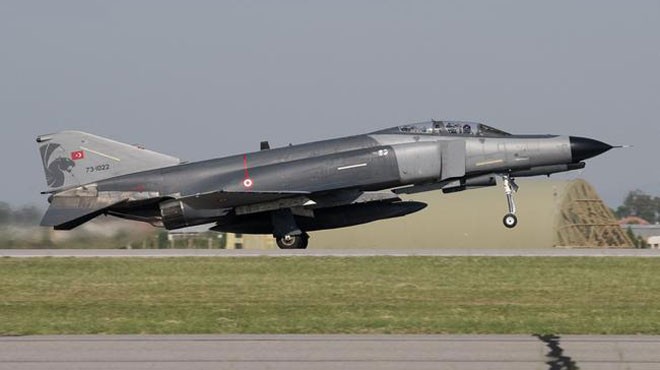 F-4 ARIZALANDI İKİ PİLOTUMUZ KURTULDU