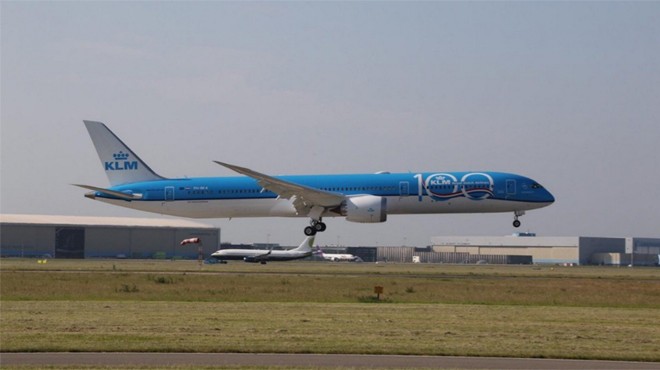 KLM’E ÇEVRE DOSTU BİR DREAMLINER DAHA