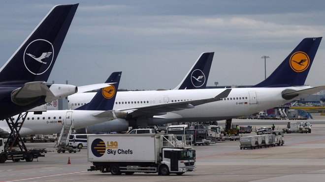 LUFTHANSA PİLOTLARI GREV YAPTI