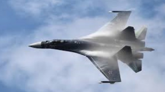 SU-35'LERLE F-35'LER TEHLİKELİ YAKINLAŞTI