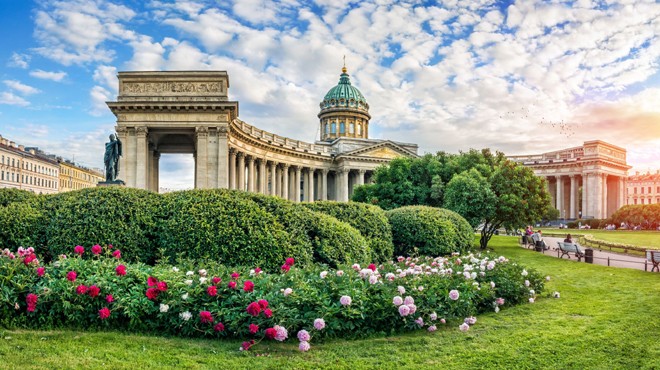 SUNEXPRESS İZMİR DEN ST. PETERSBURG A UÇUYOR