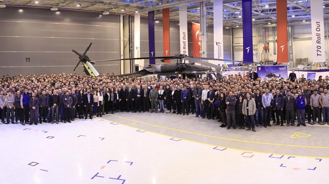 TUSAŞ T-70 HELİKOPTERİNİ HANGARDAN ÇIKARDI