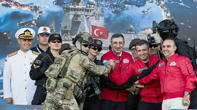 343 BİN KİŞİ TEKNOFEST MAVİ VATAN COŞKUSUNA ORTAK OLDU