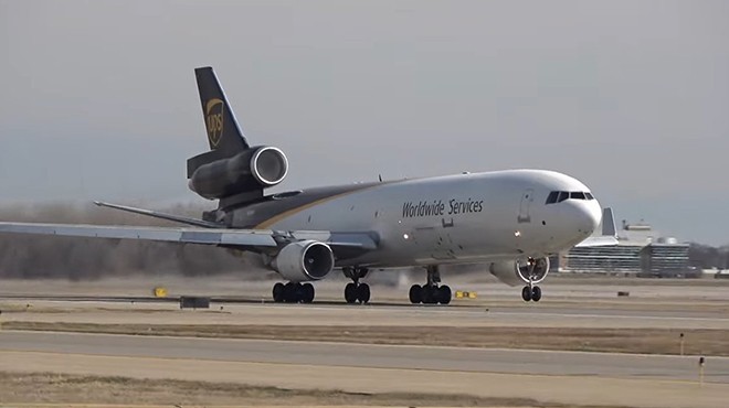 53 ADET MD-11F YERE İNDİ