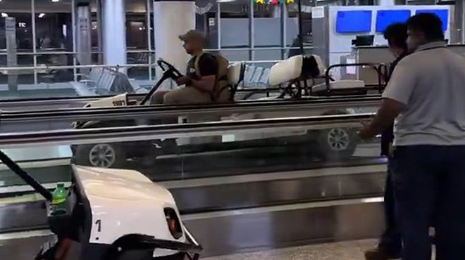 BUGGY ARABASINI YÜRÜYEN BANTTA SÜRDÜ