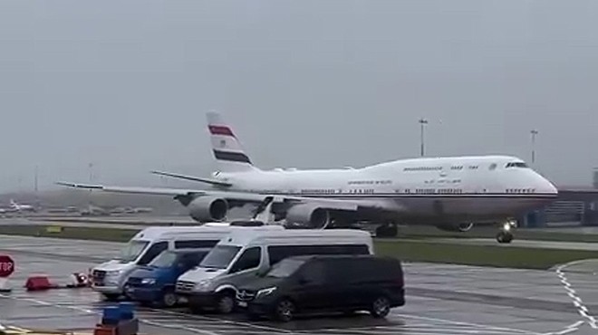 MISIR CUMHURBAŞKANI SİSİ’NİN UÇAĞI