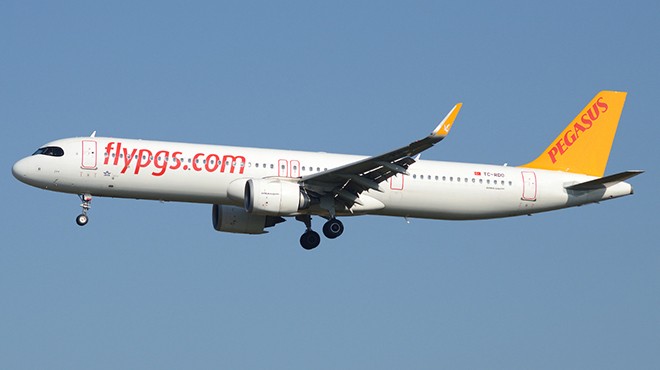 PEGASUS UÇAĞI TERS YÖNDEN KALKMAYA ÇALIŞTI