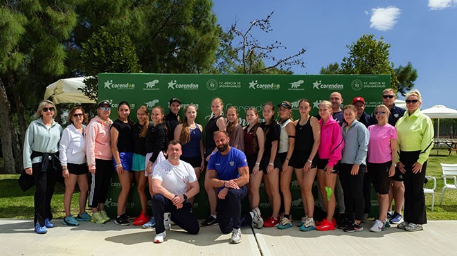 RUS TENİSÇİLER CORENDON’UN MİSAFİRİ