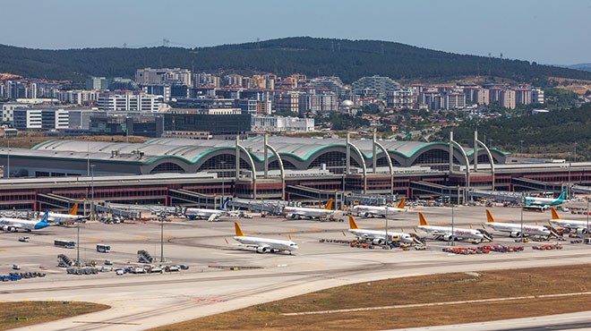SABİHA GÖKÇEN’DE TÜM ZAMANLARIN YOLCU REKORU KIRILDI