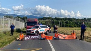 İKLİM AKTİVİSTLERİNE REKOR TAZMİNAT