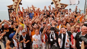 ACUN ILICALI HULL CITY’LİLERLE BULUŞTU