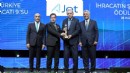 AJET HİZMET SEKTÖRÜNDE İLK 10’DA