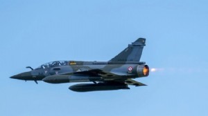 FRANSA'DA MIRAGE 2000D SAVAŞ UÇAĞI DÜŞTÜ