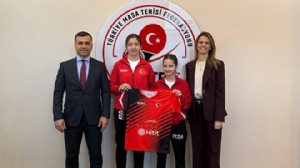HİTİT’TEN MİLLİ MASA TENİSÇİLERE DESTEK