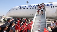 ŞAMPİYONLARA COŞKULU KARŞILAMA