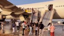 THY UÇAĞININ İNİŞ TAKIMLARINDAN DUMAN ÇIKINCA