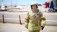 TÜRKİYE’NİN İLK KADIN İTFAİYE ŞOFÖRÜ ÇEYREK ASIRDIR GÖREVDE