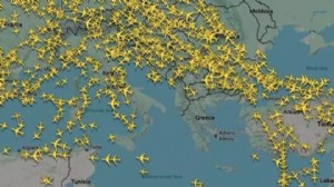 UÇUŞLAR İSTANBUL'A YÖNLENDİRİLDİ