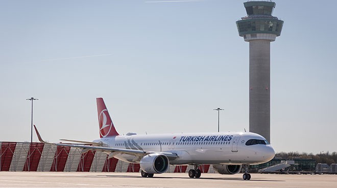 TÜRK HAVA YOLLARI LONDRA’YI ÜÇLEDİ